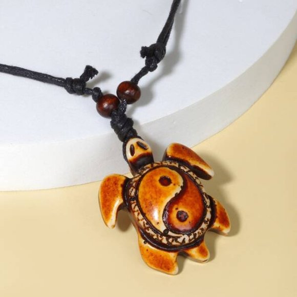 Yin Yang Turtle Pendant Choker Necklace - Picture 1 of 4